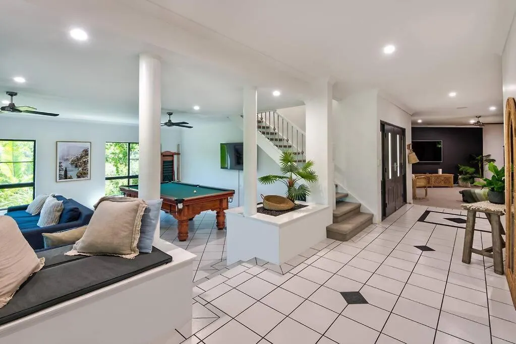 The Palms - Two Buggies Included Villa Hamilton Island Holiday home
