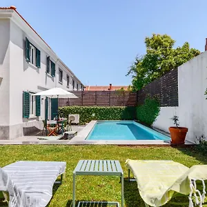 Haus Abel - Pool, Parking And Garden In The Heart Of , Lisbon Portugal